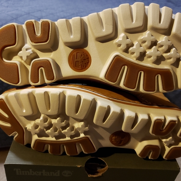 Womens Timberland - Picture 3 of 6